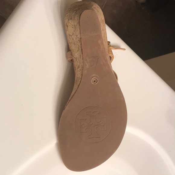 Tory Burch - Picture 2 of 4